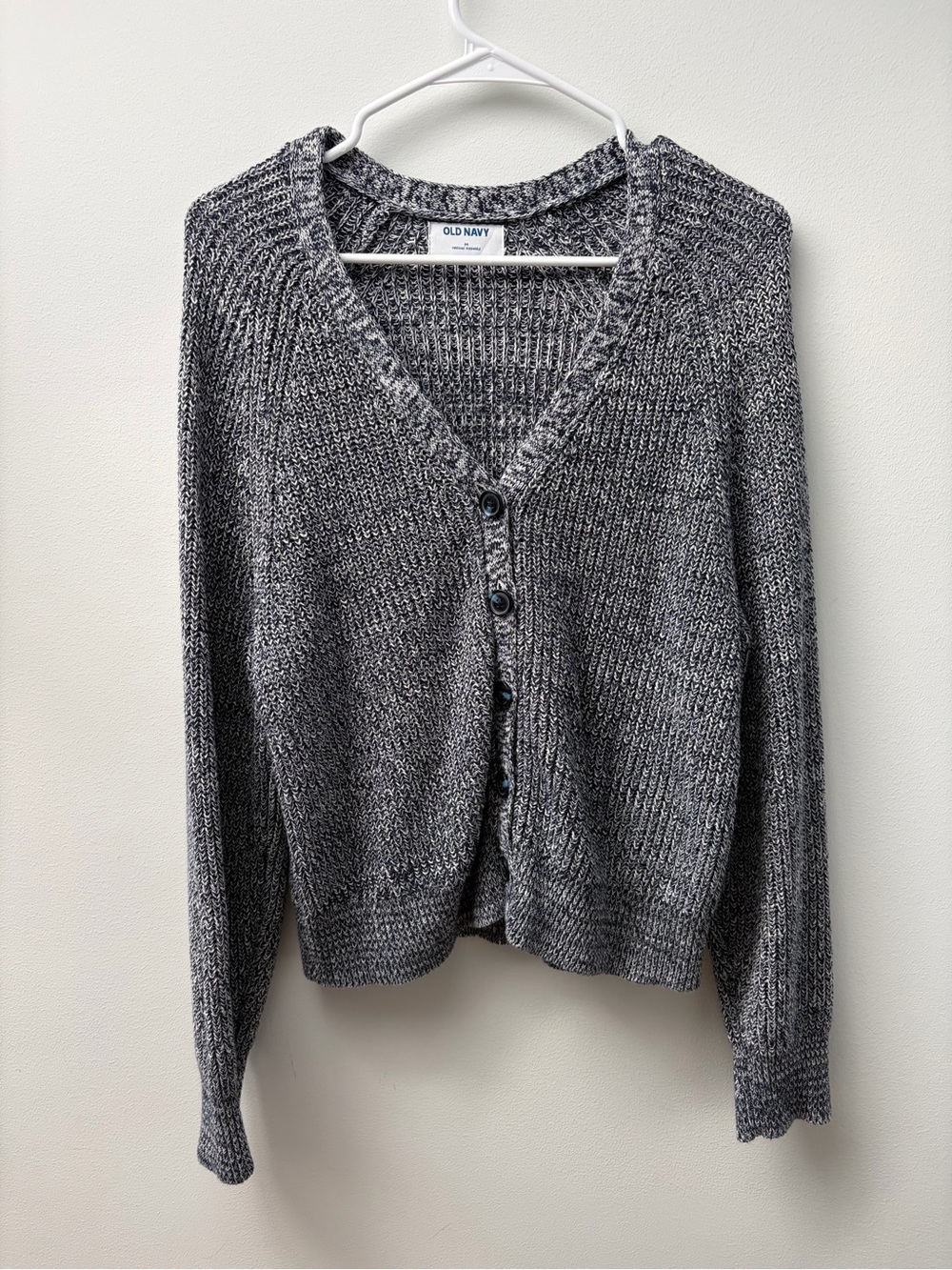 Old Navy Gray Knit V-Neck Button Front Cardigan Sweater